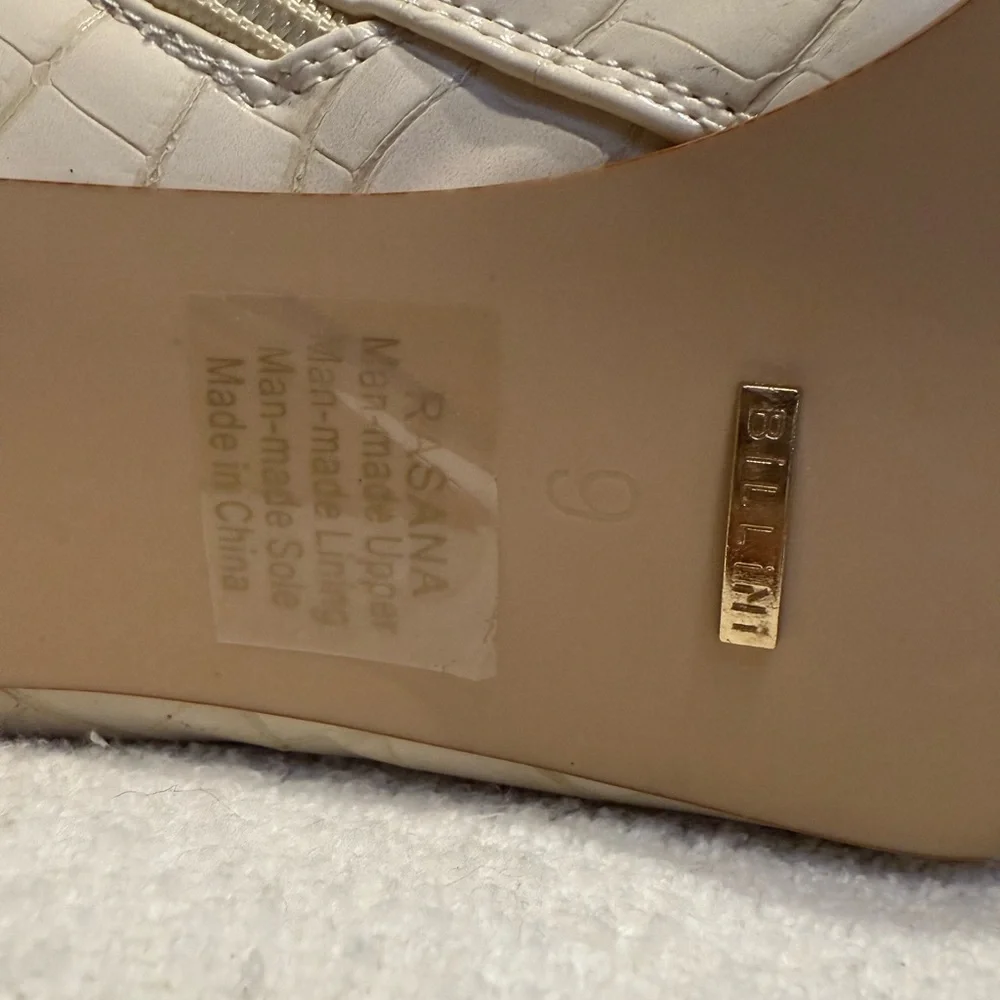 Rasana by Billini - Cream Croc Embossed Knee High Boots- Size 9 - Picture 10 of 17